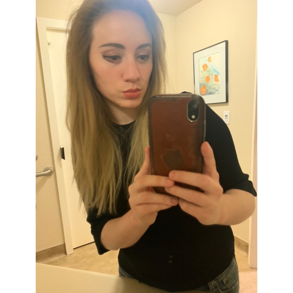 Meet your Posher, Gabriella